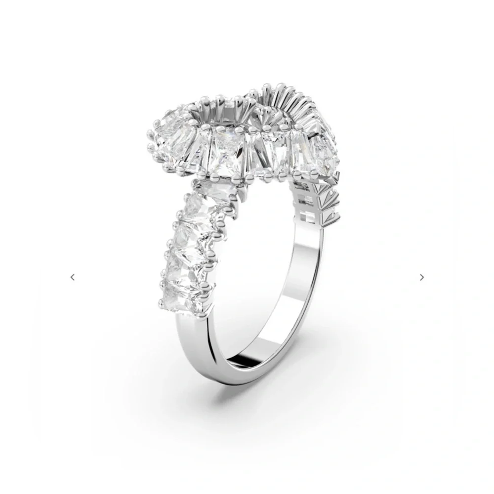 Swarovski Matrix Crystal Heart Ring, Mixed Cuts, Rhodium Plated - Picture 15 of 17